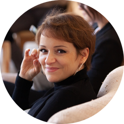 Portrait d'Elise Tayeb, formatrice chez Sorado